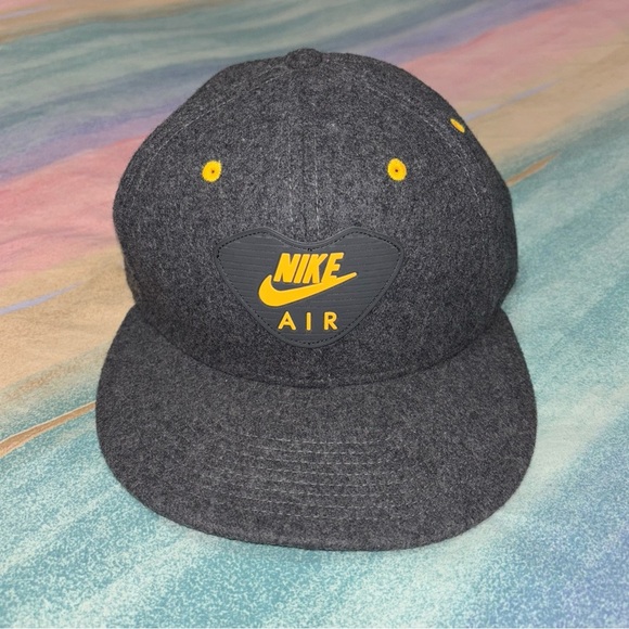 Nike Air Max 90 Winter True Strapback Cap - grey - wool - Picture 2 of 7